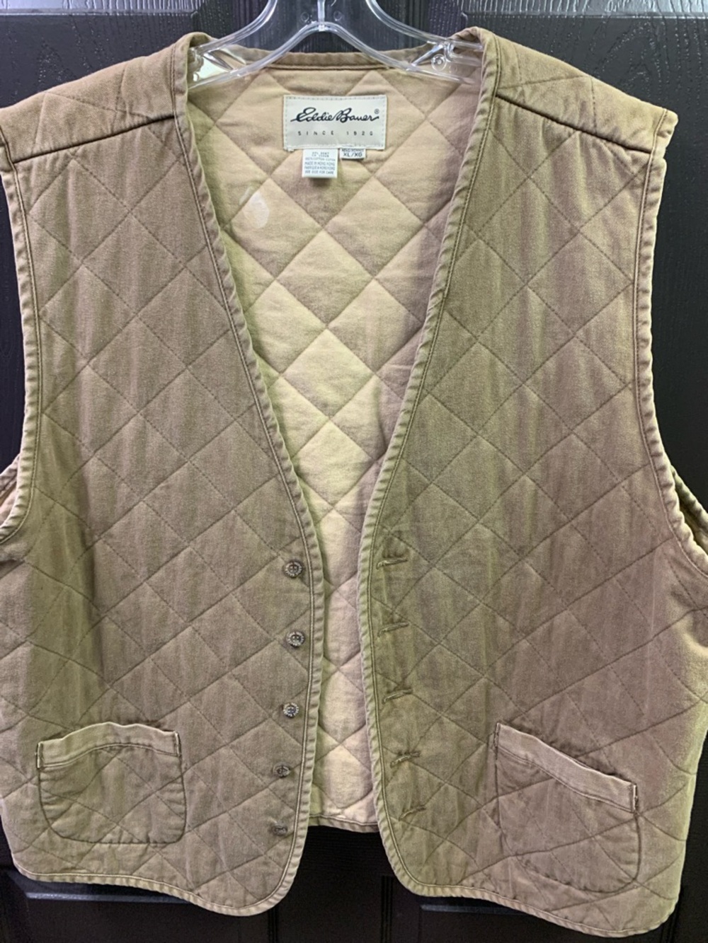 Eddie Bauer Quilted Sleeveless Vest in Taupe Brown